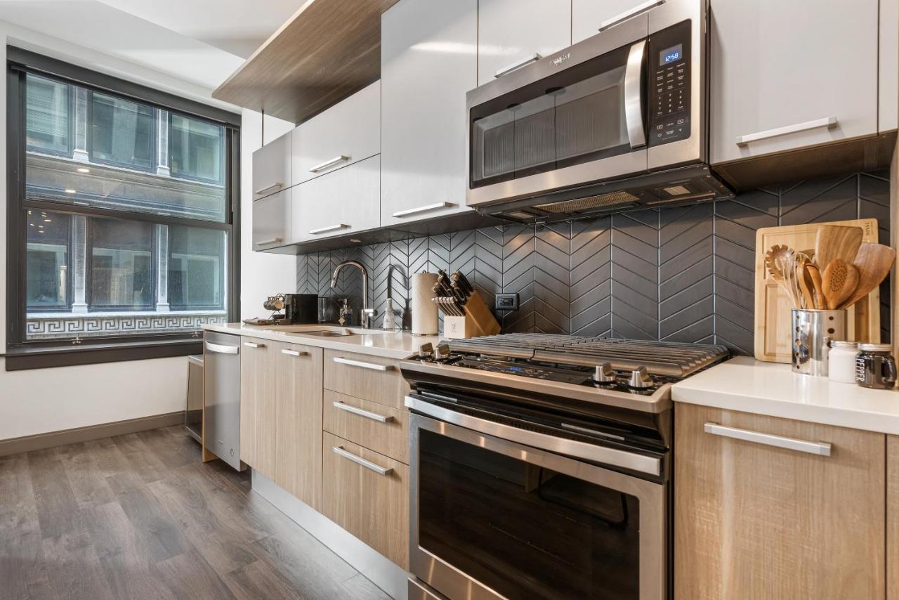 Experience Downtown Chicago At Millennium - Luxury Apartments In The Loop エクステリア 写真