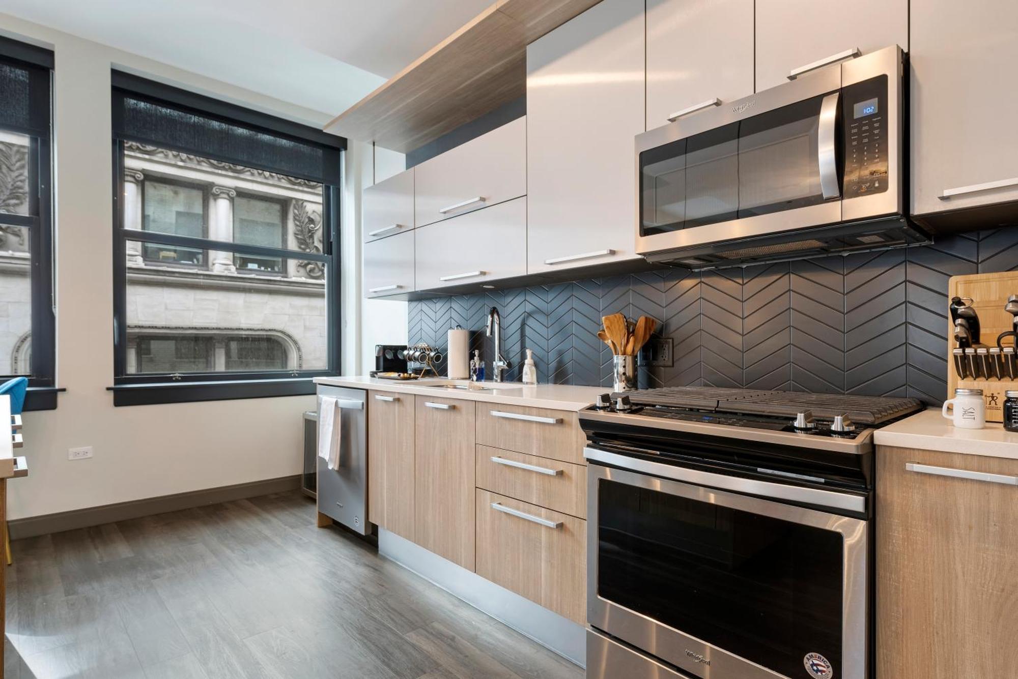 Experience Downtown Chicago At Millennium - Luxury Apartments In The Loop エクステリア 写真